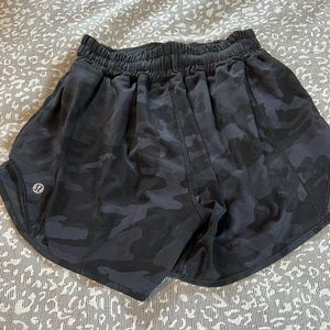 Lululemon Hotty Hot Shorts